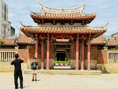 鹿港龍山寺
